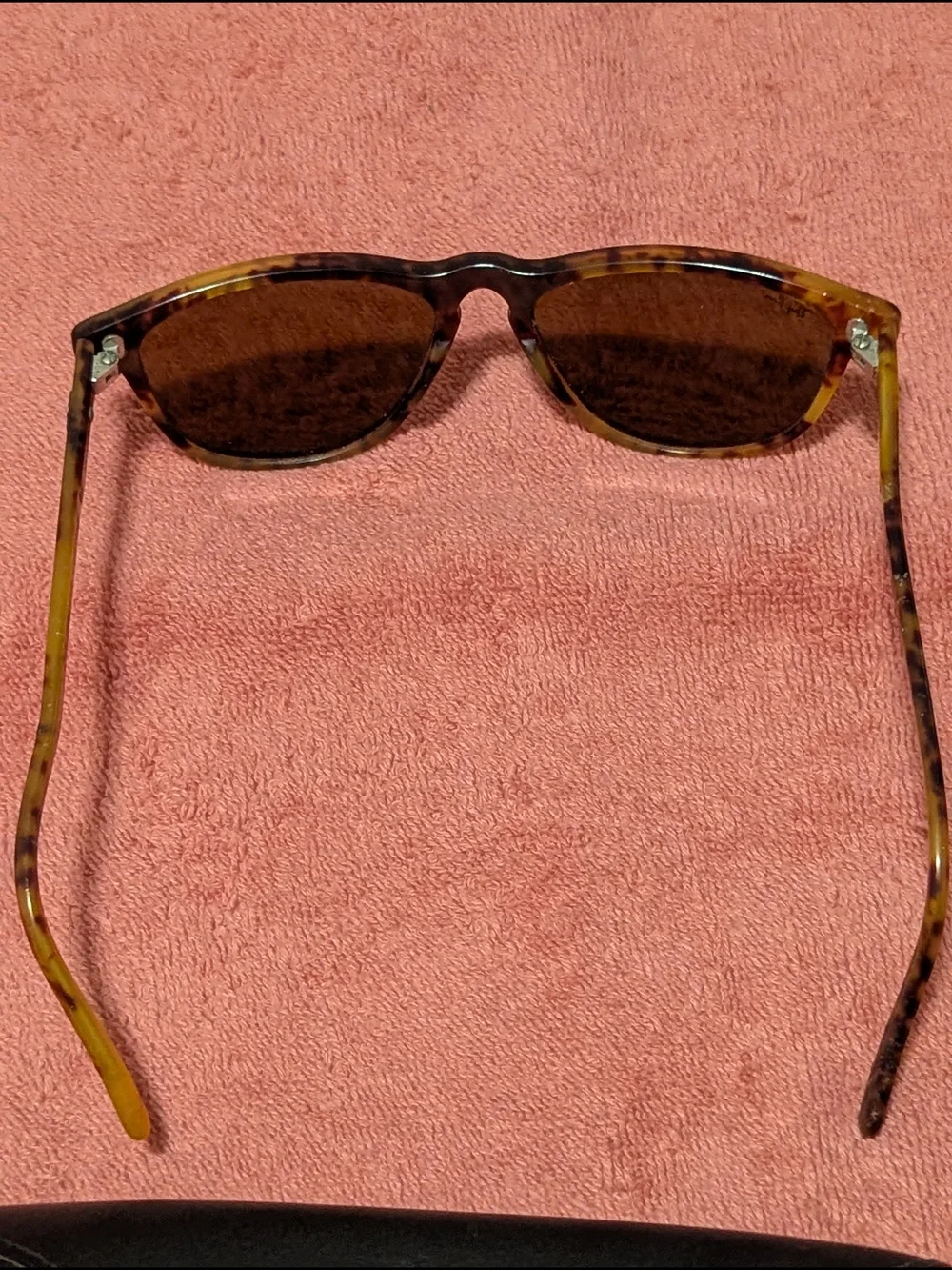 Ray-Ban authentic ray